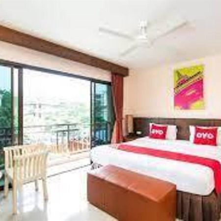 Oyo 343 Wanna Marine Hotel Patong Luaran gambar