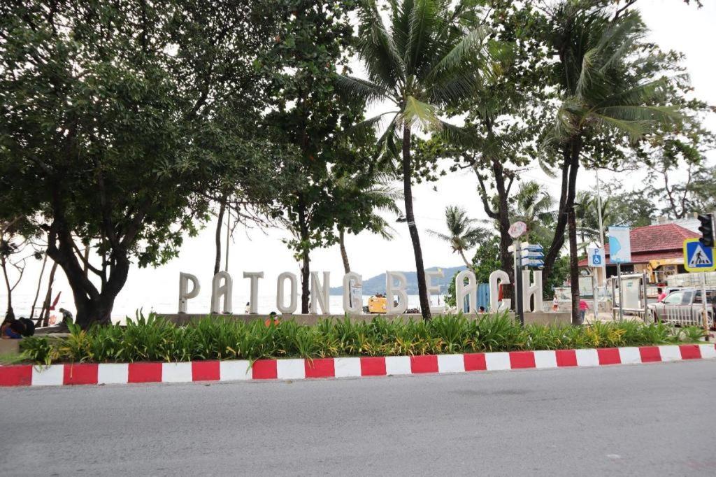 Oyo 343 Wanna Marine Hotel Patong Luaran gambar