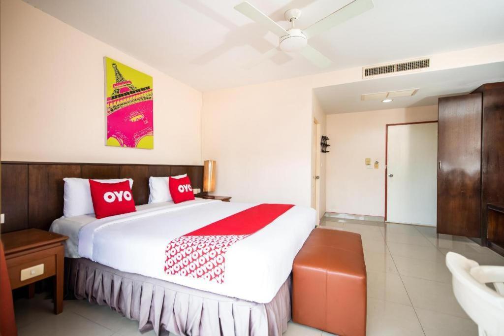 Oyo 343 Wanna Marine Hotel Patong Luaran gambar