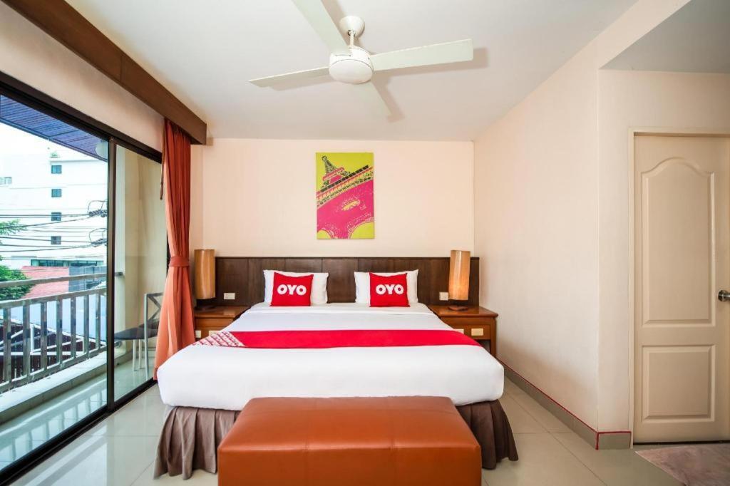 Oyo 343 Wanna Marine Hotel Patong Luaran gambar