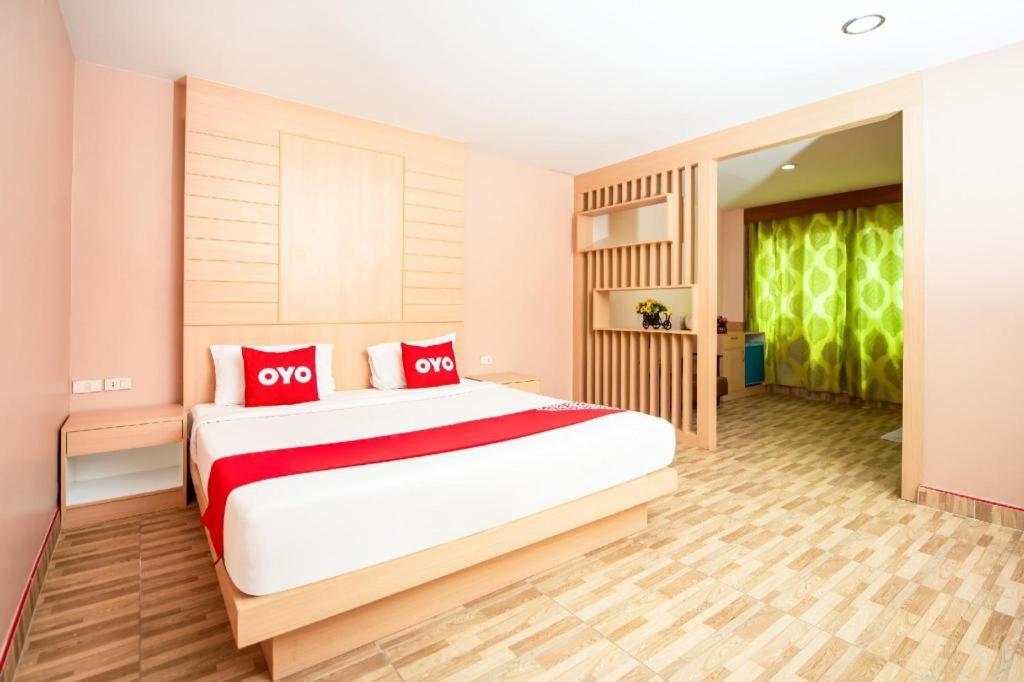 Oyo 343 Wanna Marine Hotel Patong Luaran gambar
