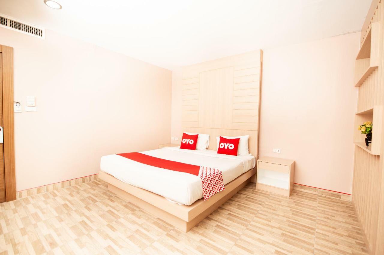 Oyo 343 Wanna Marine Hotel Patong Luaran gambar