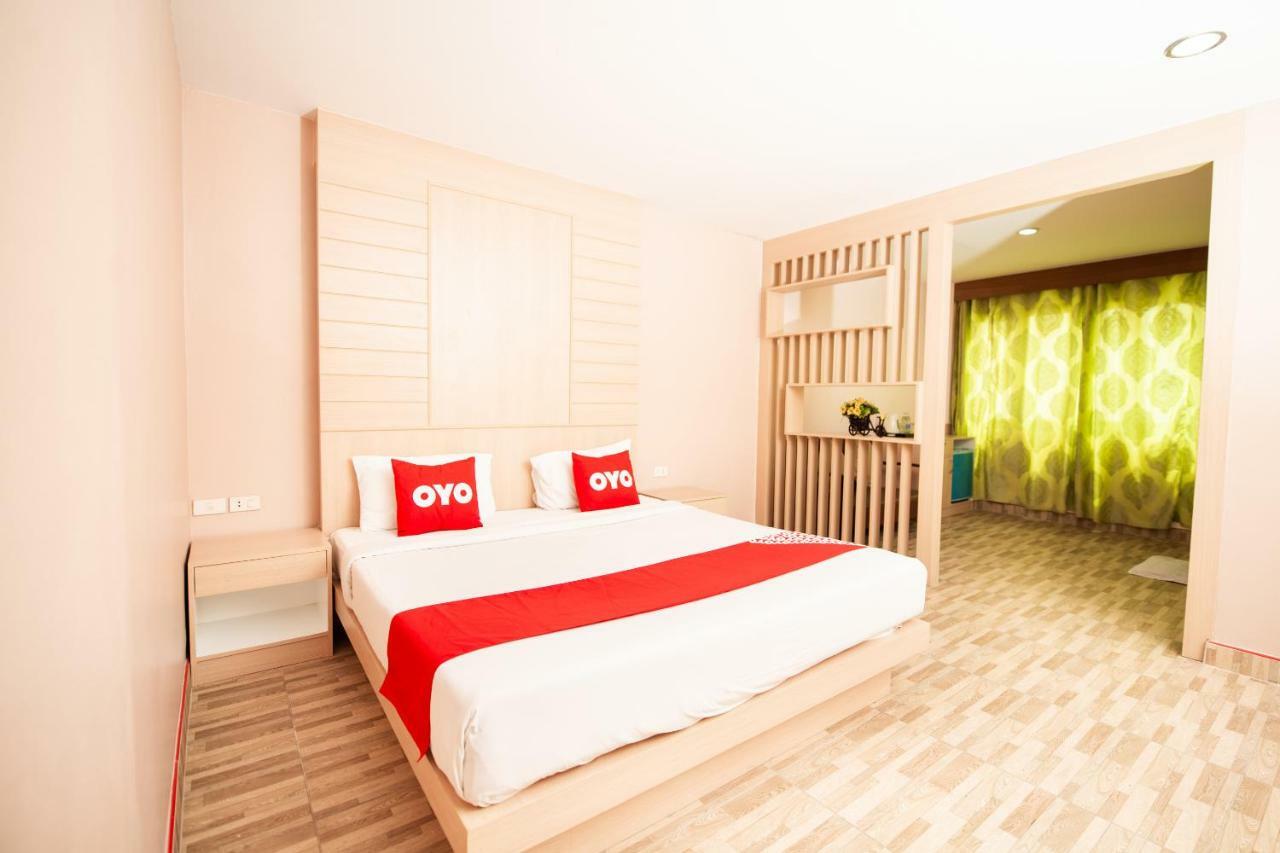 Oyo 343 Wanna Marine Hotel Patong Luaran gambar
